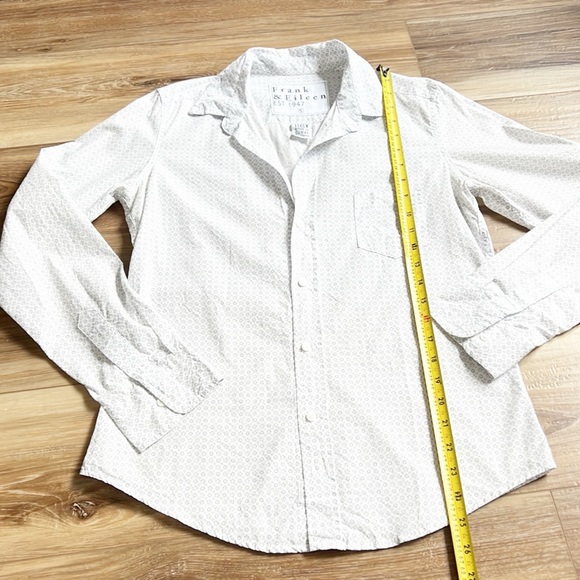 Frank & Eileen Button Down Shirt - Picture 5 of 14